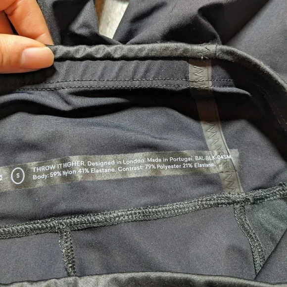 ADAY Black Throw It Higher Leggings Pockets Small - Picture 7 of 8